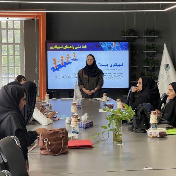 فعالیت جامعه نگاران برنا