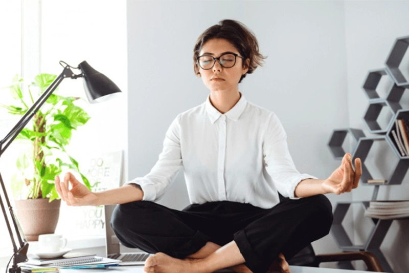 تاب‌آوری مدیریتی چیست؟ راهبردهای بقا و تصمیم‌گیری مدیران در شرایط عدم‌قطعیت